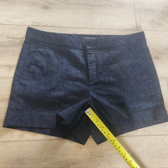 Banana Republic Hampton shorts, women's size 28/6 - Picture 6 of 7